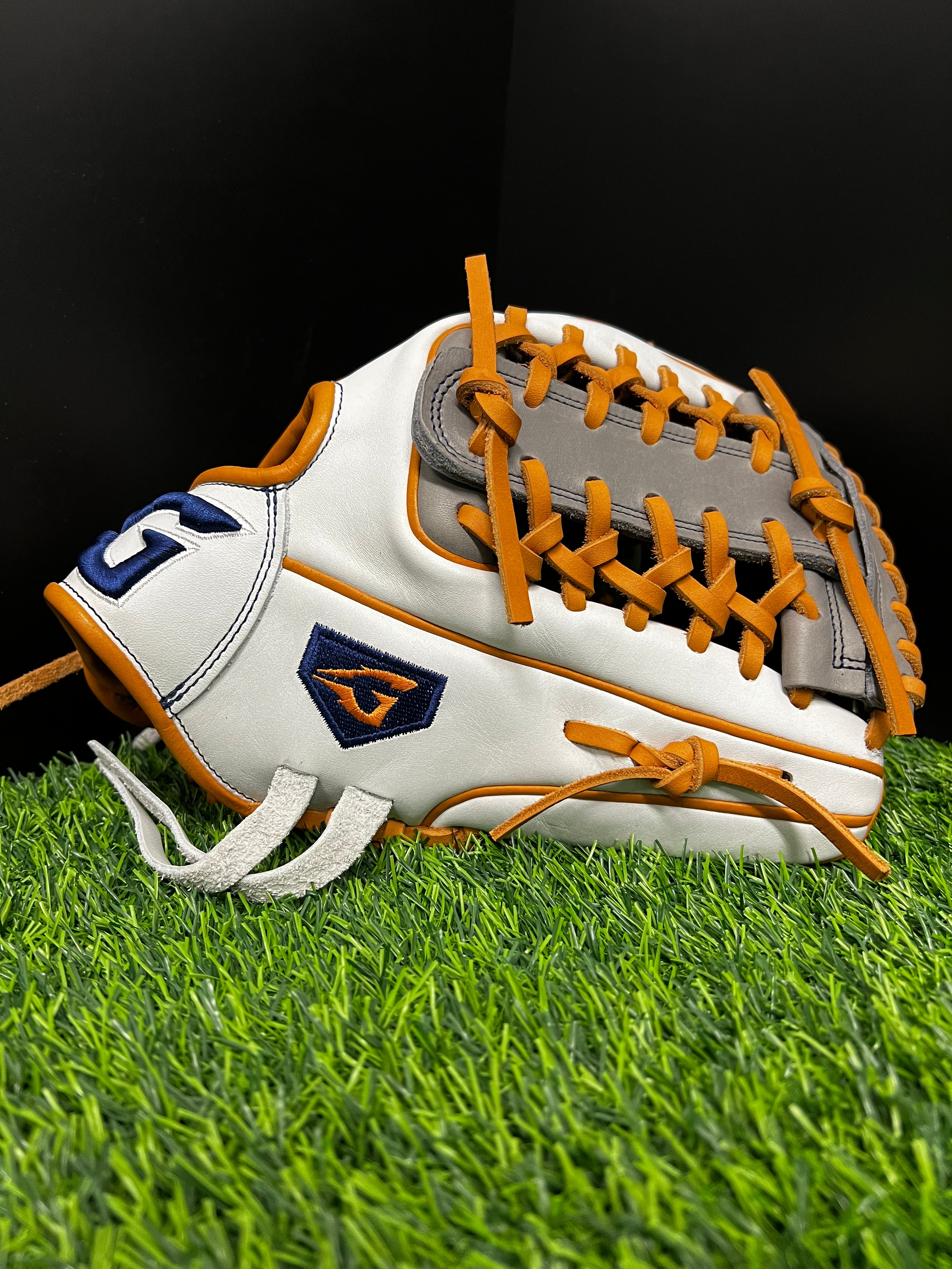 Closeout store baseball gloves